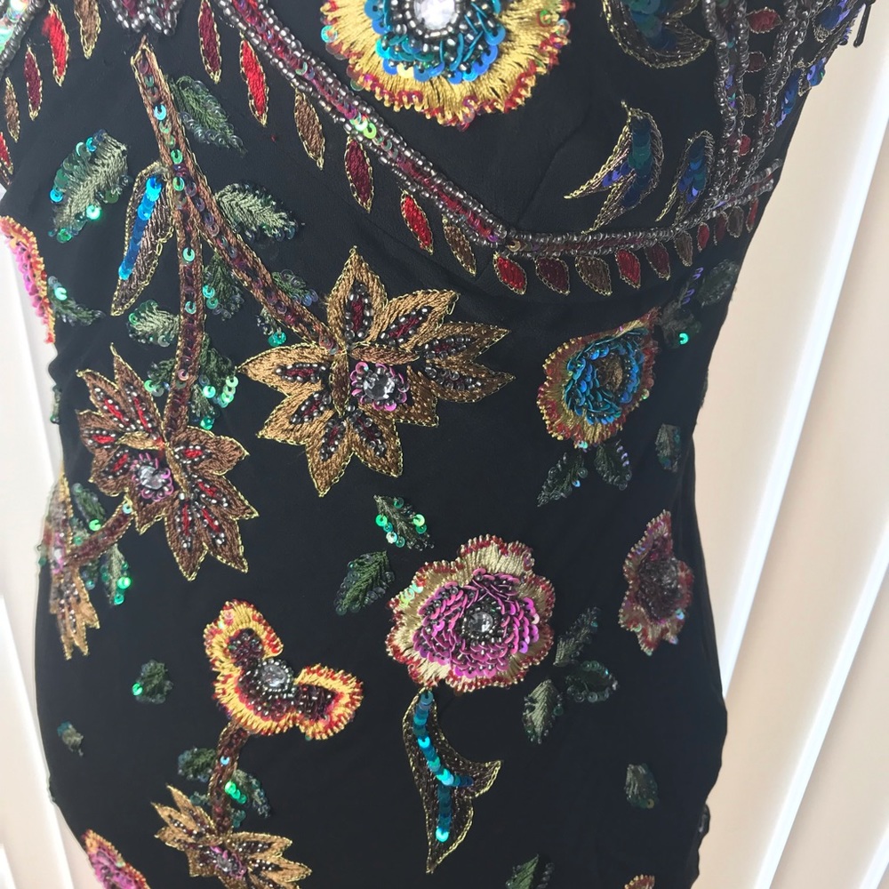 SILK EMBROIDERED W/SEQUINS EVENING DRESS SIZE S - Picture 4 of 8